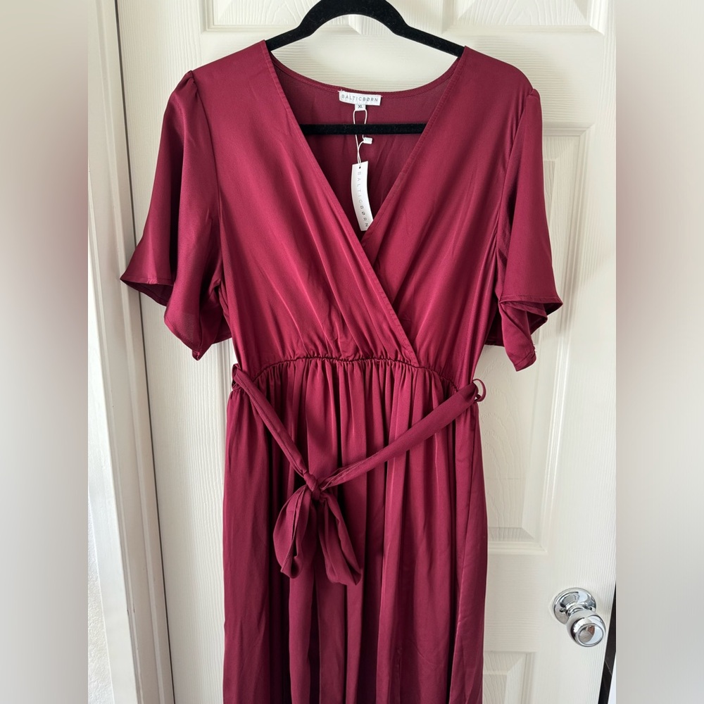 NWT Baltic Born Sicily Satin Maxi Dress in Mulberry size XL